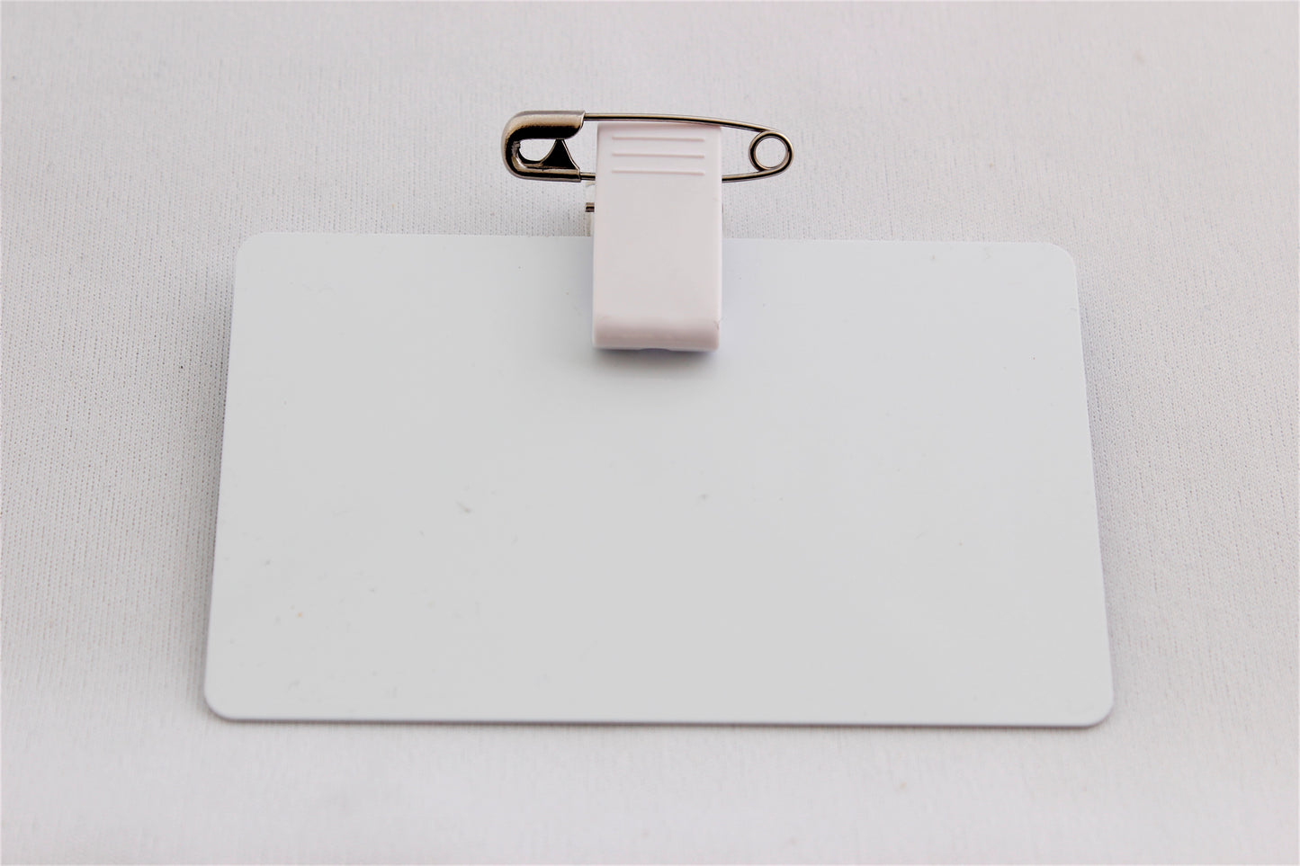 Plastic Clips + Pins 100pc